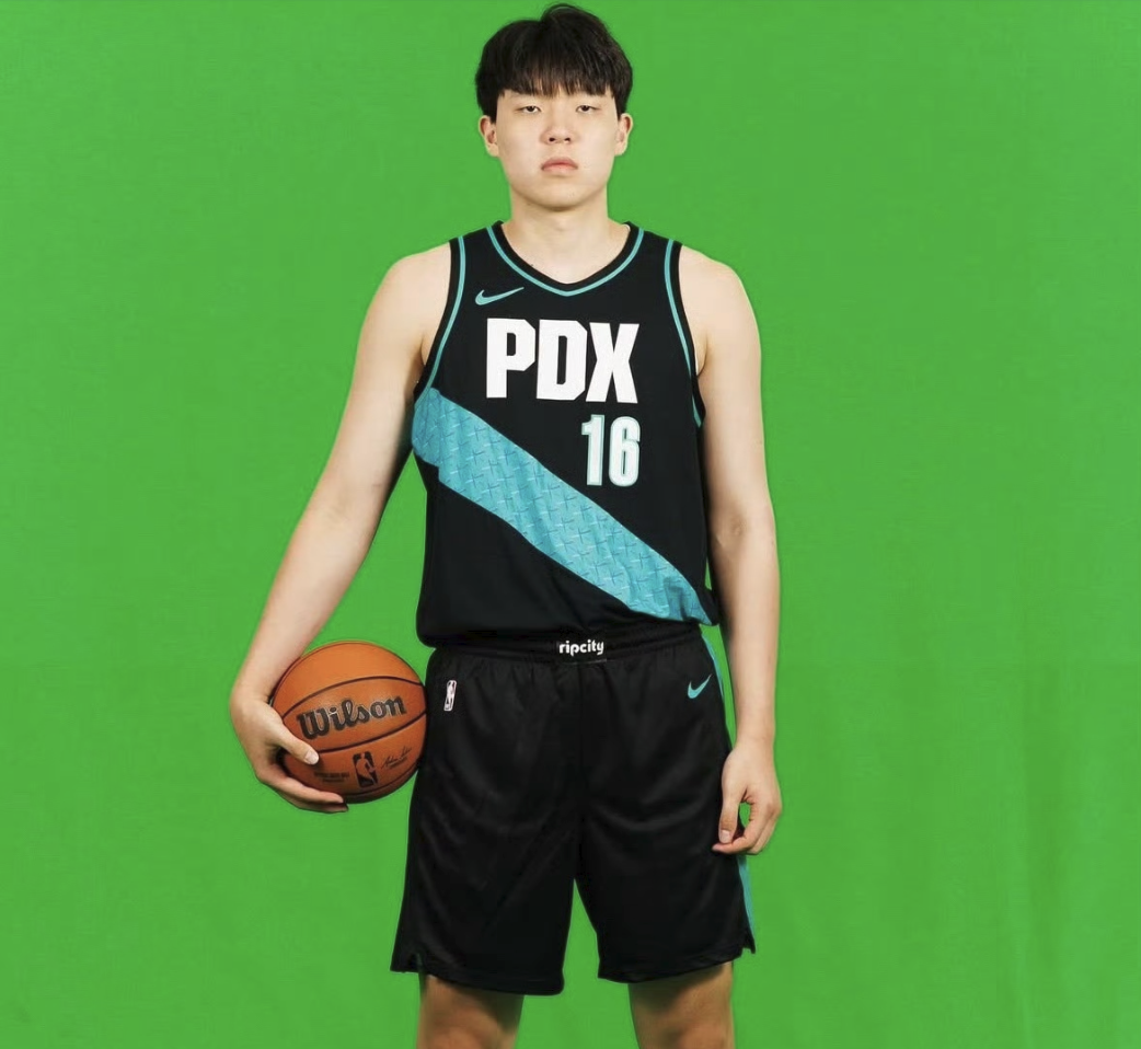 世界杯手机观看软件下载-杨瀚森砍13+7+3+2，率队122-129惜败！开拓者2号单打独斗，太抢戏